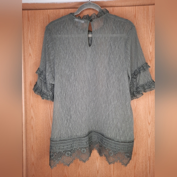 Blue Tassel Green Sheer Short Sleeve Top Size 1X - Picture 5 of 5